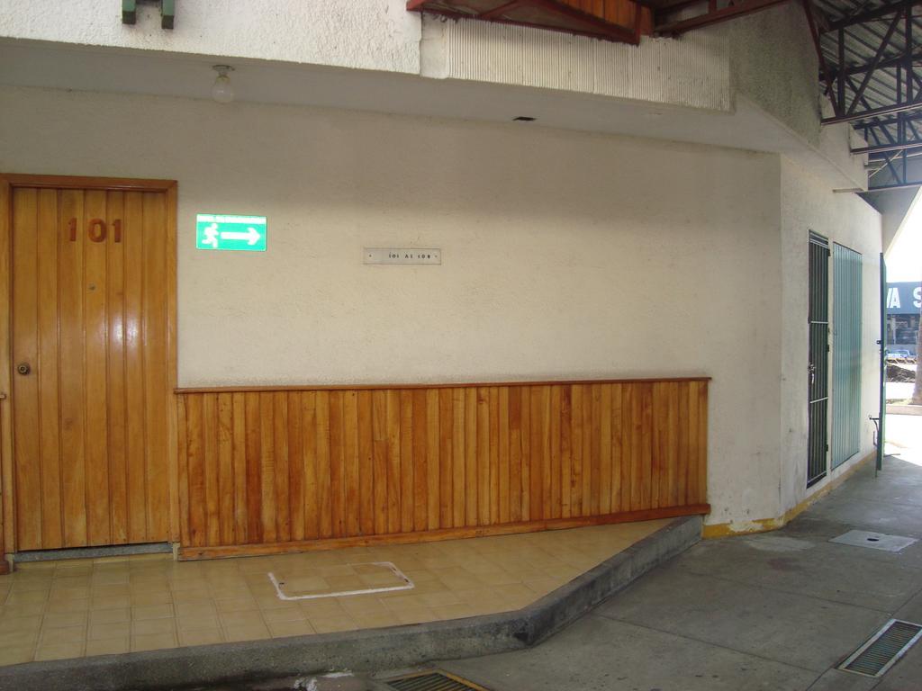Hotel Lacantum By Rotamundos Tapachula Exterior photo